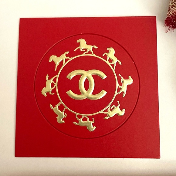 Chanel Red Envelope, Sticker, Ribbon & Camellia - Picture 4 of 5